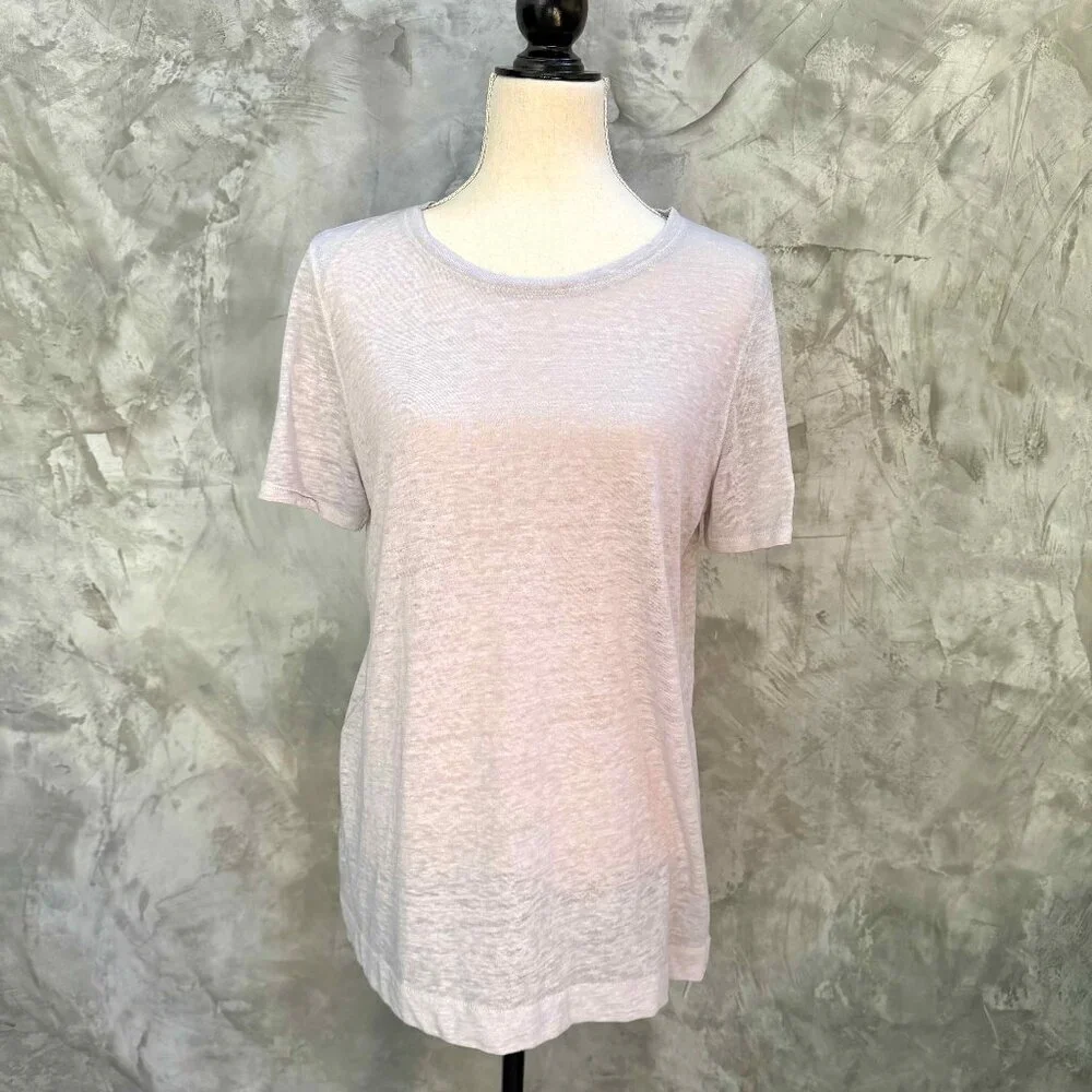 Lucky Lotus Crewneck Tissue Tee in Light Lavendar Sz M